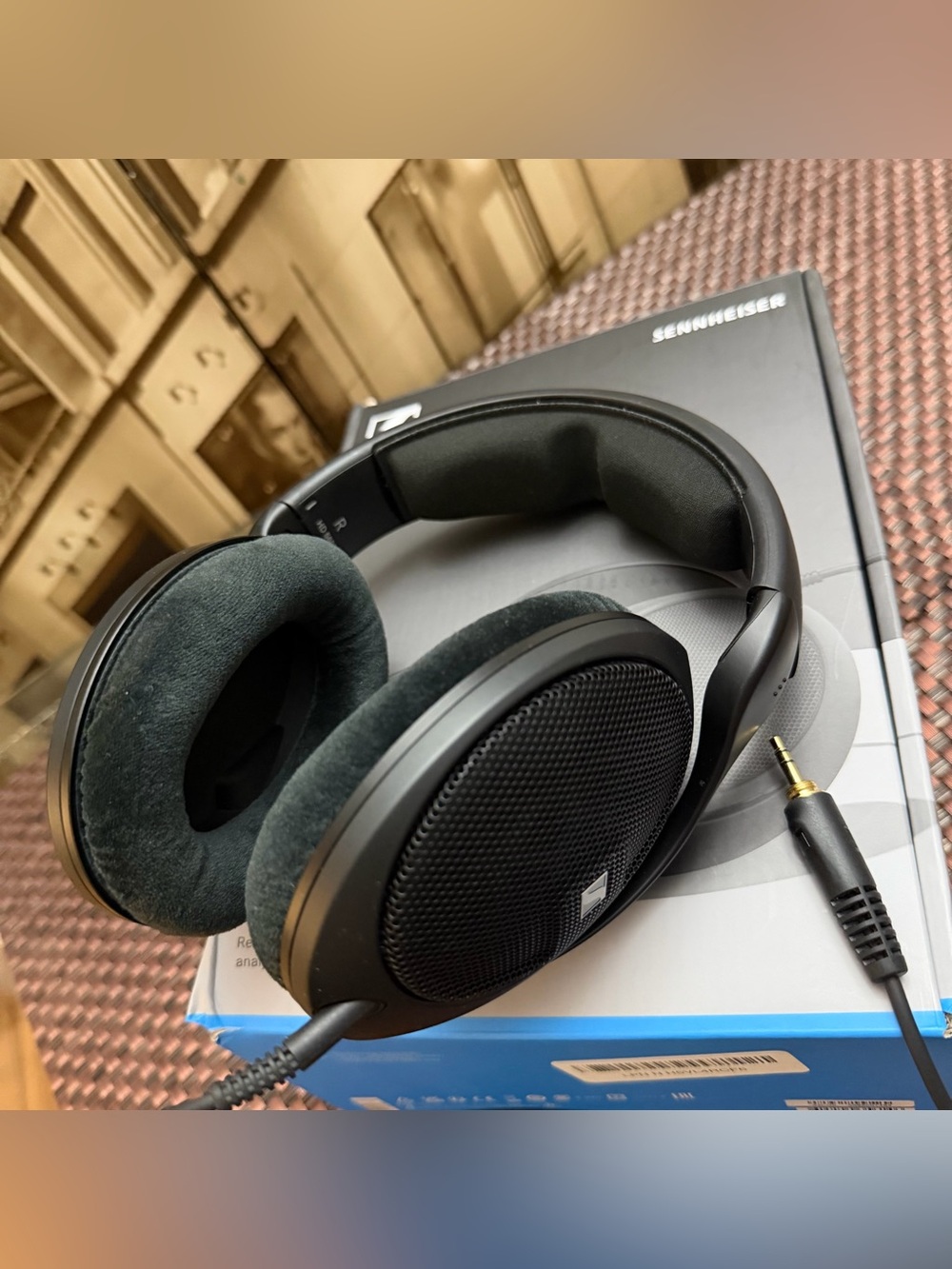 Sennheiser HD 560S Headphones - Picture 3 of 5